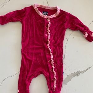 0-3 Ruffled Girls Footie Kickee Pants